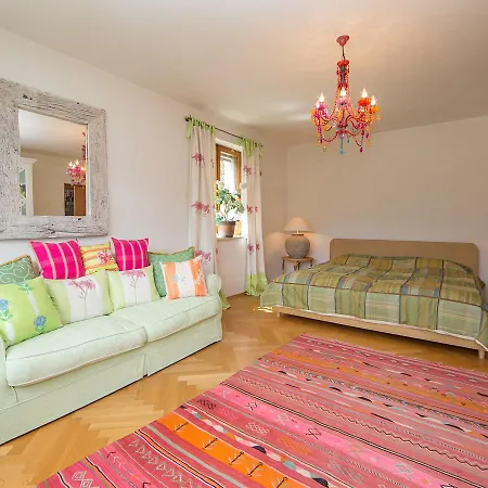 Beautiful Chalet In Chalet Zell am See